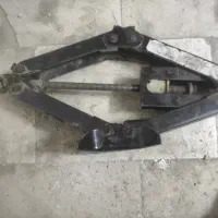 جک چرخ پژو