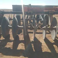 دیکس تراکتور|ماشین‌آلات صنعتی|سمیرم, |دیوار