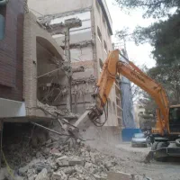 تخریب و خاکبرداری