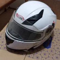 کلاه کاسکت رد لاین