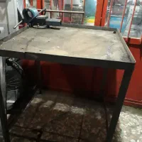 میز کار وگیره در حد نو