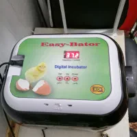 دستگاه جوجه کشی ایزی باتور 5