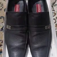 کت و شلوار و کفش|لباس|ساری, |دیوار