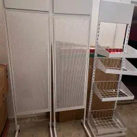 قفسه و استند فلزی