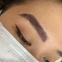 خدمات میکروبلیدینگ ابرو با هزینه ی متریال