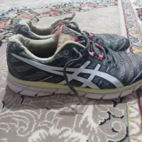 کفش کتانی تمیز سایز36 و37 زنانه خارجی|کیف، کفش، کمربند|سبزوار, باهنر|دیوار