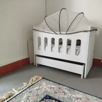 تخت گهواره چوبی|اسباب و اثاث بچه|قم, پردیسان|دیوار
