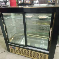 فروش یخچال ویترینی شو کیک