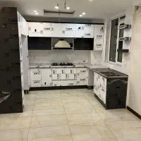 واحد-100-متری-کلید-نخورده