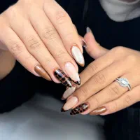 کاشت ناخن و ترمیم ناخن اف ویژه