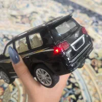 ماشین فلزی لندکروز