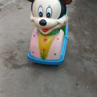 عروسک تکان دهنده