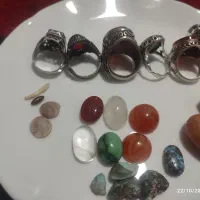 انگشتر و نگین های مختلف