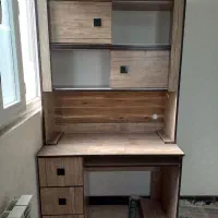 میز تحریر کامپیوتر کتابخانه