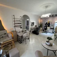 استخدام مژه کار