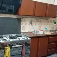 دو دست کابینت فلزی دو عدد سینک ظرفشویی و یک عددهود|آب‌چکان و نظم‌دهنده ظروف|اهواز, فاز ۱ پادادشهر|دیوار