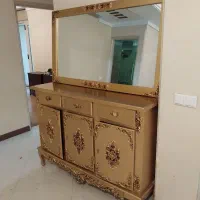 آینه و کنسول