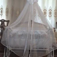گهواره و تخت نوزاد در حد نو
