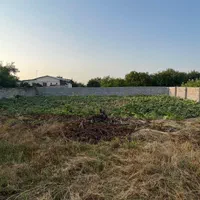 ۶۰۰ متر زمین مسکونی با سند تک برگ و ۲۳۰ متر پروانه