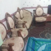 یک. دست. مبل. سطنتی. ۹نفر