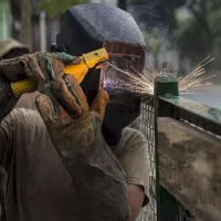 جوشکار وبرشکار تعمیرات خوش قول