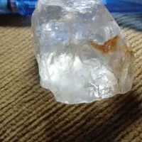 یاقوت سفید باسخت9