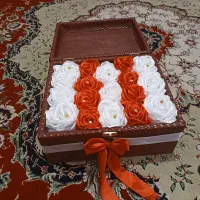 گل روبانی سفید قرمز|گل مصنوعی|شیراز, شهرک امام حسین|دیوار