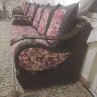 مبلمان راحتی کم جا مرتب و عالی بدون مشکل..