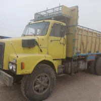 ولوو ده چرخ باری