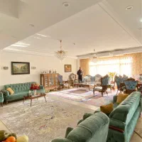 فرعی عریض و دنج  /۱۳۷متر /نوساز / ۲پارکینگ اعلایی۴