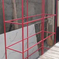 میز برای مغازه ویترینی و قفسه وسایل