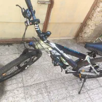 دوچرخه|دوچرخه، اسکیت، اسکوتر|سمیرم, |دیوار