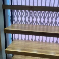 دکور تمام چوب با نورپردازی و سیم کشی آماده|فروشگاه و مغازه|مرودشت, ژیان|دیوار