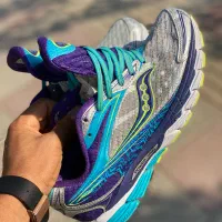 کتونی اورجینال ساکونی اسیکس