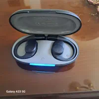 هنسفری پشت گوش
