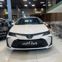 تویوتا کرولا ۱۸۰۰ هیبرید خشک ۲۰۲۳