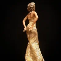 فیگور (مجسمه مرلین مونرو)|کلکسیون و سرگرمی|تهران, شیخ هادی|دیوار