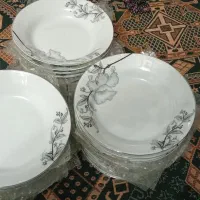 بشقاب غذا ده دست نو هردست دویست نود هزار تومان