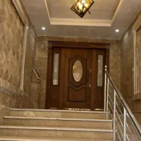 اپارتمان نوساز ۸۳متری غرق نور