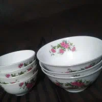 3عدد کاسه چینی و4عددماس خوری محکم وسالم وتمیز