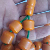 تسبیح سندلوس مسکاوی آلمان|کلکسیون اشیاء عتیقه|شیراز, کوشک میدان|دیوار