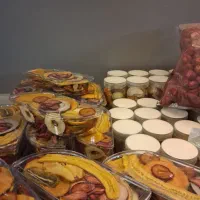 تولید و پخش انواع میوه خشک و بستنی خشک