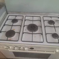 اجاق گاز فر دار