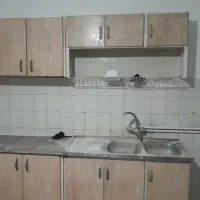 کابینت فلزی و آبگرمکن زمینی..همگی سالم