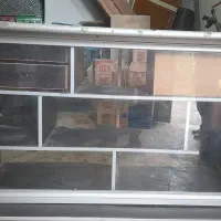 میز پیشخوان ویترینی
