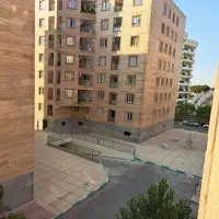 اپارتمان  مجتمع تربیت بدنی (سرو)۱۱۰ متری معراج