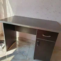 میز کامپیوتر و تحریر