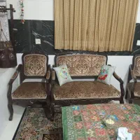 مبل زیبای کلاسیک باپارچه مخمل زیبا