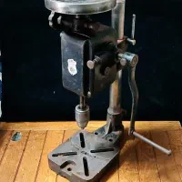 قلاویز زن و هم دریل دستی آلمانی و سنگ دستی قدیمی