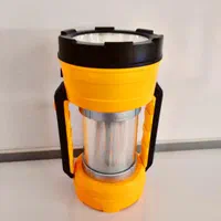 چراغ قوه دستی خورشیدی